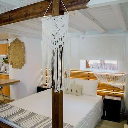 Apartamento Yard- Family Retreat Corinto Exterior foto